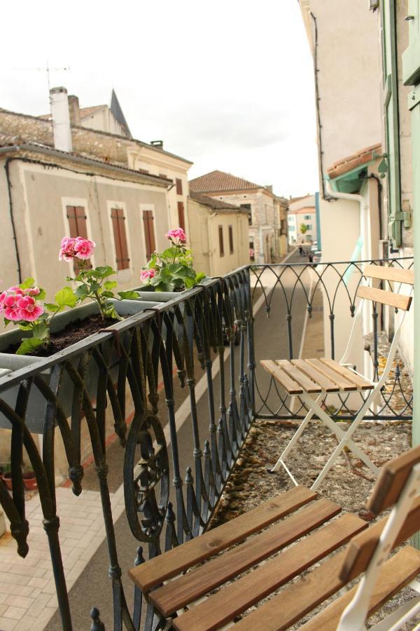 Bed and Breakfast Madamenfrance Monclar-d'Agenais Exterior foto